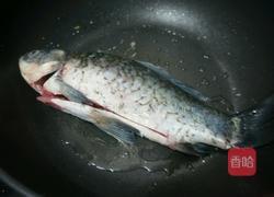 豆腐炖鱼的做法图解4