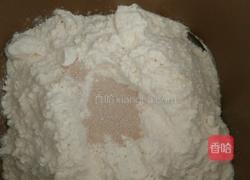 酸奶萌兔火腿面包的做法图解1