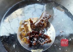 西葫芦黑木耳馅儿饺子的做法图解4