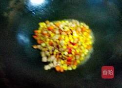 玉米炒肉的做法图解4