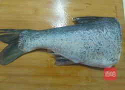 炒生鱼片的做法图解1