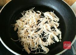 苦瓜培根金针菇卷的做法图解5