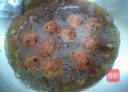炸丸子的做法图解10