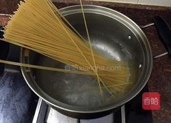 咖喱意大利面的做法图解3