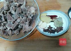 土豆炖牛肉的做法图解3