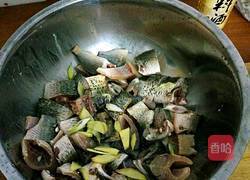 水煮酸菜鱼的做法图解5