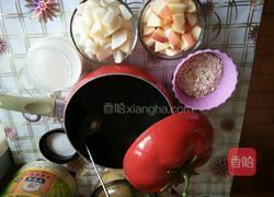 燕麦牛奶水果粥的做法图解1
