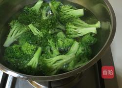 鸡胸肉沙拉的做法图解3