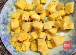 蛋炒馒头的做法图解3