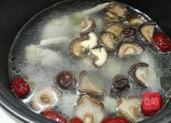 小鸡炖蘑菇的做法图解6