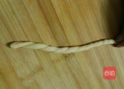鸡蛋脆麻花的做法图解5