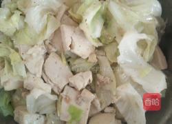 包菜炖豆腐的做法图解4