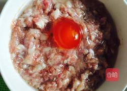 咸蛋姜汁蒸肉饼的做法图解3