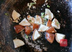 酱爆油条丁的做法图解6