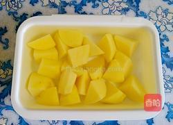 番茄土豆排骨汤的做法图解3