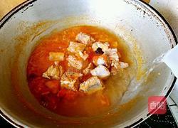 番茄土豆排骨汤的做法图解8