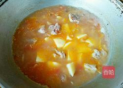 番茄土豆排骨汤的做法图解9