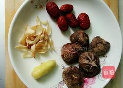 骨头萝卜汤的做法图解1