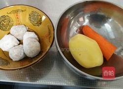 肉丸土豆盖浇饭的做法图解1