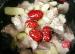 骨头萝卜汤的做法图解6