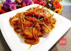 Illustration of authentic Northeastern pot-roasted pork 19