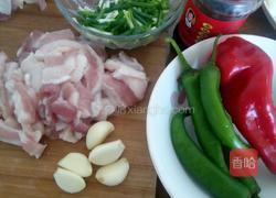 湘西小炒肉的做法图解1