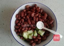 黄瓜拌花生米的做法图解4