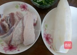 肉汁萝卜的做法图解1