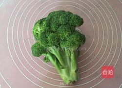 芝士焗西兰花的做法图解1