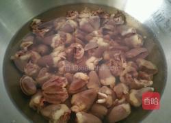 彩椒炒鸡心的做法图解1