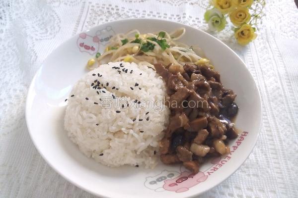 香菇卤肉饭