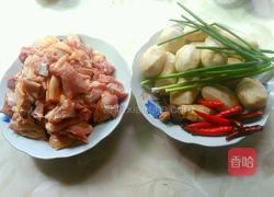 芋儿烧鸭的做法图解1