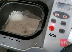 Illustration of how to make jam sandwich bread 4