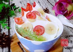 圣女果香蕉炒酸奶的做法图解7