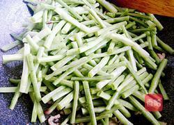豇豆角炒肉的做法图解10