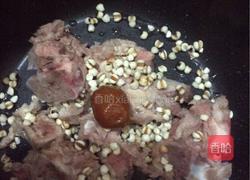 冬瓜薏米煲猪骨的做法图解6