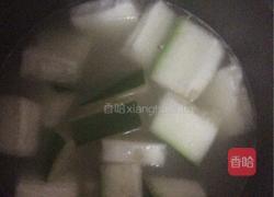 冬瓜薏米煲猪骨的做法图解8