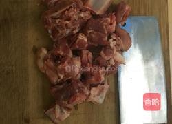 香辣排骨烧土豆的做法图解1