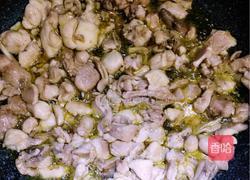 川味仔姜鲜椒兔肉的做法图解5