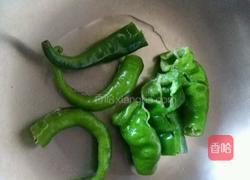 擂辣椒皮蛋的做法图解2
