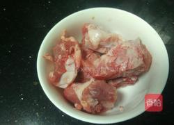 干贝排骨汤的做法图解1