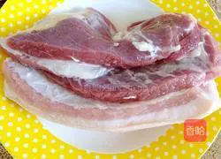 Illustration of how to make braised pork rice 1