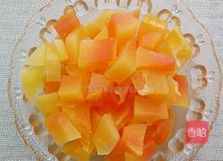 橙汁木瓜的做法图解2