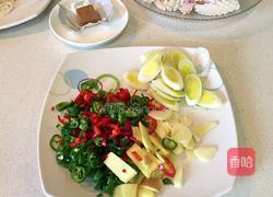 酱爆鱿鱼面的做法图解4