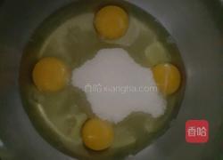 用面包机做海绵蛋糕的做法图解2