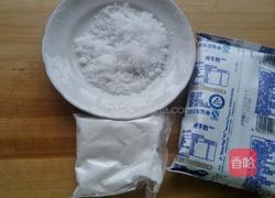 奶冻的做法图解1