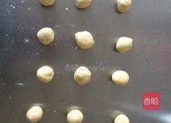 蛋黄酥（一盘12个）的做法图解2