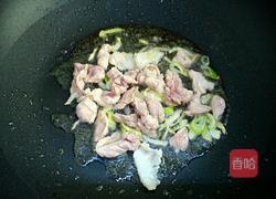 秋葵炒木耳的做法图解4