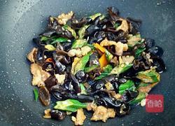 秋葵炒木耳的做法图解9