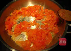 Illustration of how to make tomato and egg dumplings 3